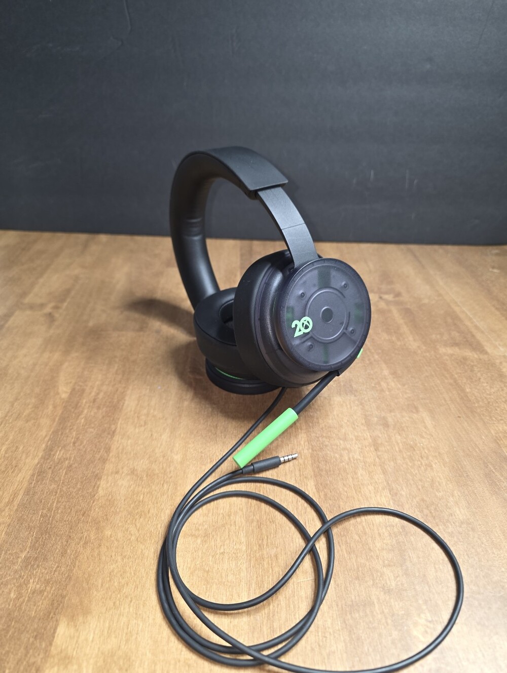Microsoft 20th Anniversay XBox Headphones Computer Headset Black/Green 8LI-00008